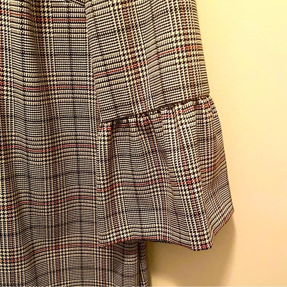 NWOT. Plaid shift dress with bell sleeves. - Picture 4 of 5
